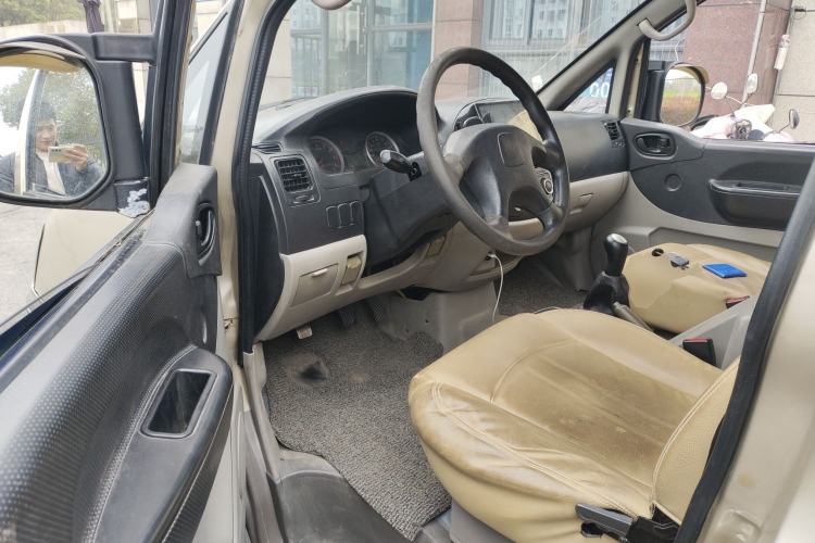 Used FORTHING Lingzhi 2016 M3L 1.6L 7-Seater Comfort Model
