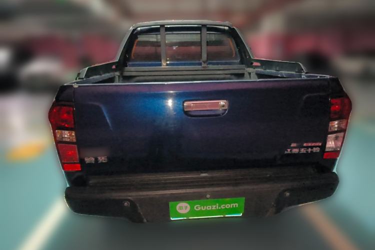 Used Isuzu D-MAX 2020 2.5T Two-Wheel Drive Automatic Navigation Version China VI Emission Standard Extended Length JE4D25Q6A
