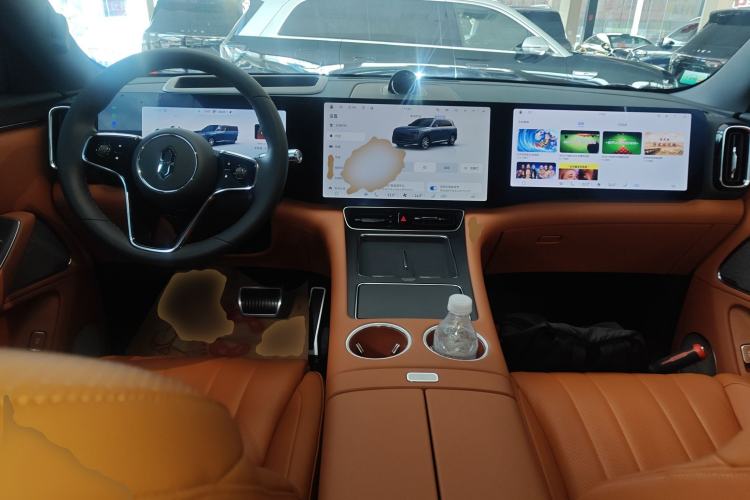 Used Hima AITO M8 2025 Extended-Range Ultra Version 53.4 kWh 6-Seater Edition