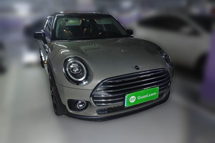 Used MINI Clubman 2019 1.5T COOPER Front Right 45 Deg