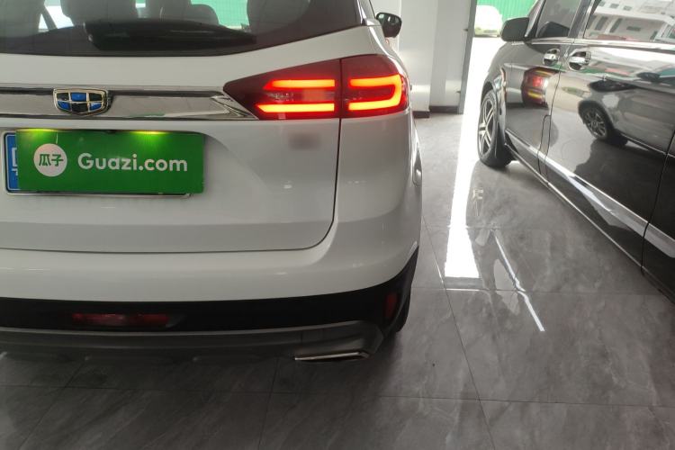 Used Geely Auto Emgrand X7 Sport 2018 1.8TD Automatic Two-Wheel Drive Smart 4G Connected Version
