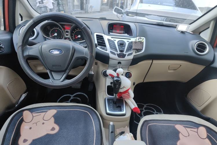 Used Ford Fiesta 2011 Hatchback 1.5L Automatic Fashion Edition
