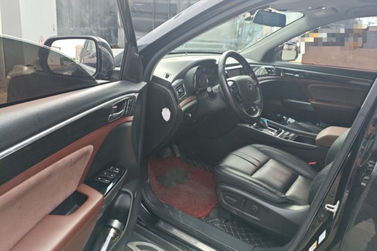 Used GAC Trumpchi GS8 2017 320T Two-Wheel Drive Luxury Smart Connectivity Version (7 Seats) Driver Seat