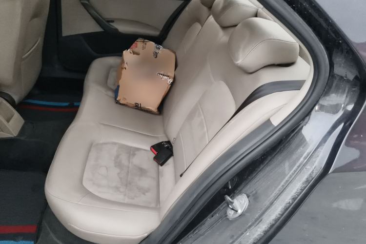 Used Volkswagen Santana 2013 1.6L Manual Comfort Edition Left Rear Seat