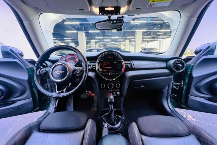 Used MINI MINI 2016 1.5T COOPER Avant-Garde