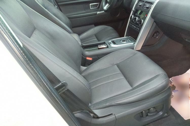 Used Land Rover Discovery Sport 2017 2.0T SE Right Front Seat