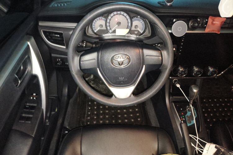 Used Toyota Corolla 2014 1.6L CVT GL Steering Wheel