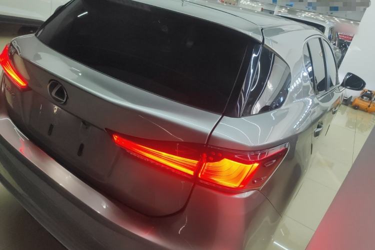 Used Lexus CT 2017 CT200h Elite Edition Solid Color China V Standard