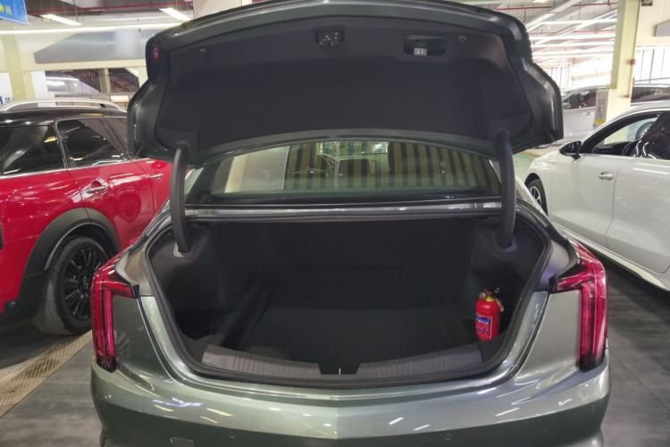 Used Cadillac CT5 2022 28T Fashion Edition Trunk