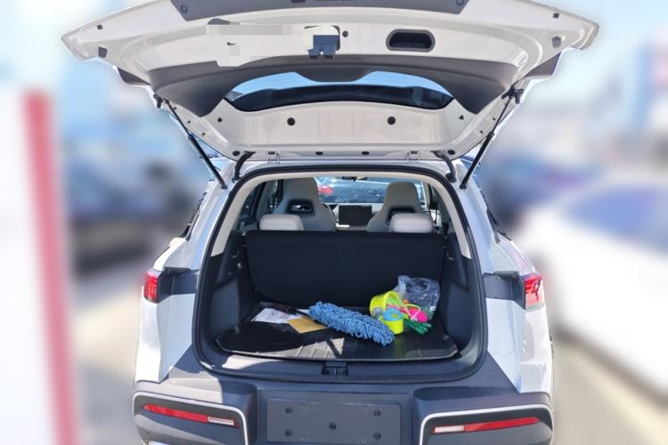 Used BYD Yuan UP 2024 401KM Leading Edition Trunk