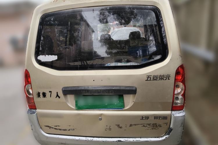 Used Wuling Rongguang 2011 1.2L Base Version
