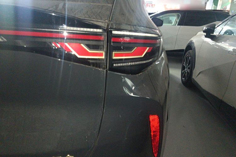 Used Volkswagen ID.UNYX 2024 Pro Long-Range Version