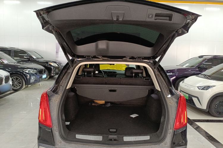 Used Cadillac XT5 2018 25T Luxury Model