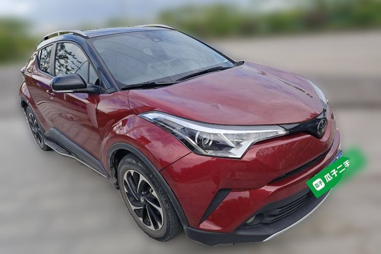 Used Toyota IZOA 2018 2.0L Yichi Version China VI Standard Front Right 45 Deg