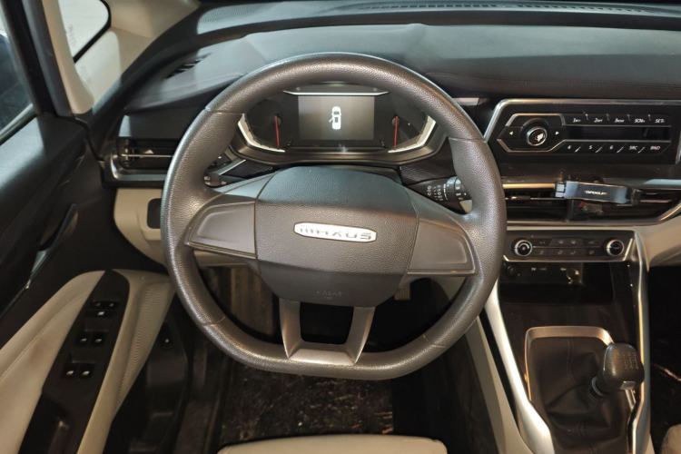 Used SAIC MAXUS G50 2021 1.5T Manual Comfort A
