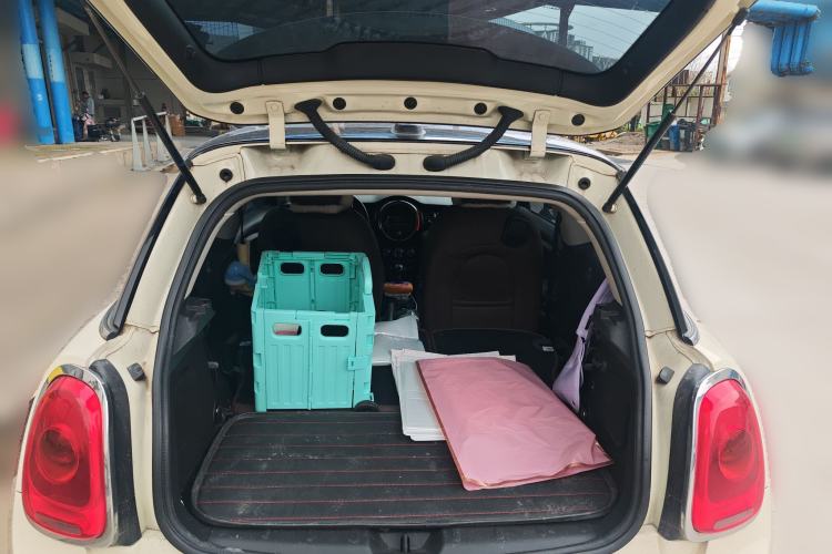 Used MINI MINI 2014 1.5T COOPER Fun
