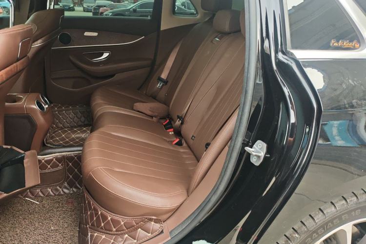 Used Mercedes-Benz E-Class 2016 E 200 L
