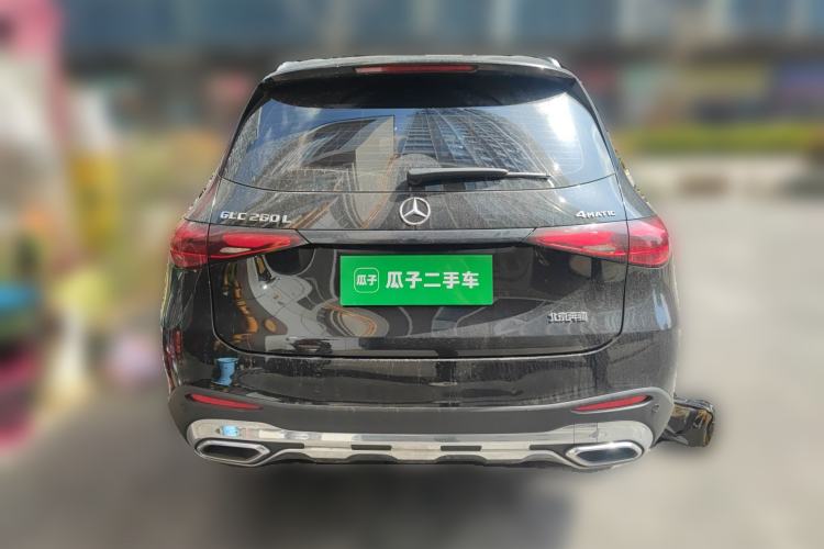 Used Mercedes-Benz GLC 2023 GLC 260 L 4MATIC Luxury Model 5 Seats Exterior 4