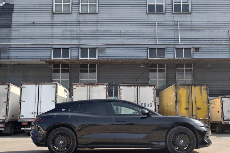 Used Denza Z9GT 2024 1100 Four-Wheel Drive Ultra Version