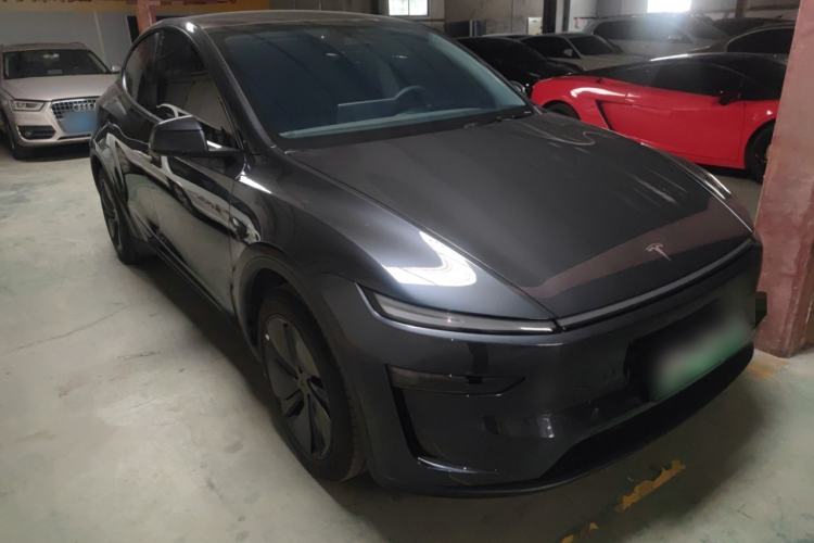 Used Tesla Model Y 2025 Rear-Wheel-Drive Version