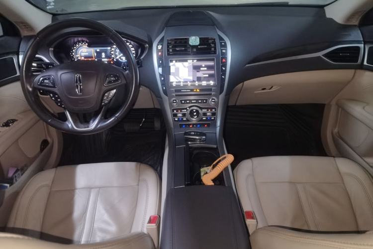 Used Lincoln MKZ 2017 2.0T Luxury Edition
