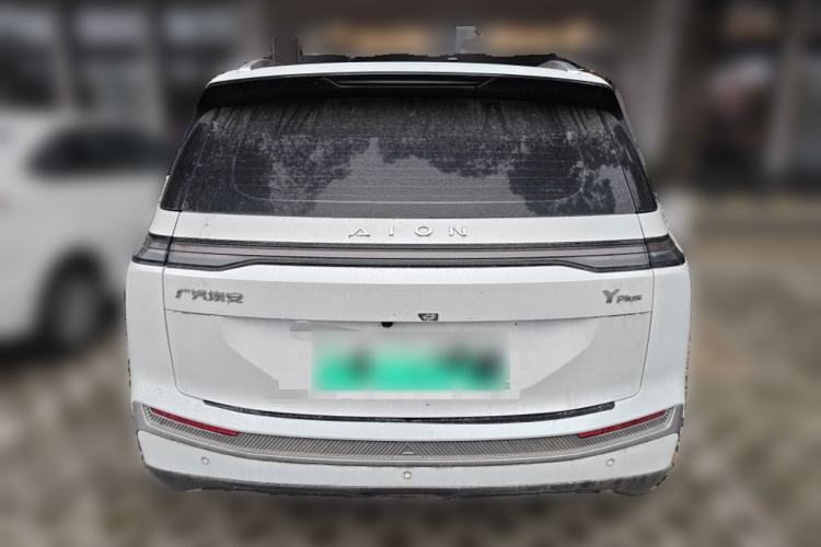 Used AION Y 2022 Plus 70 Tech Edition