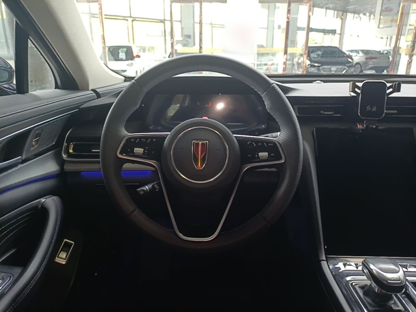 Hongqi H5 2024 2.0T Automatic Smart Connect Flagship Edition - Chinese Trim Chang — снимка 13