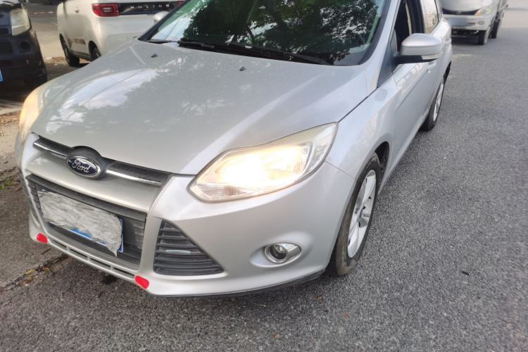 Used Ford Focus 2012 Hatchback 1.6L Automatic Fashion Edition
