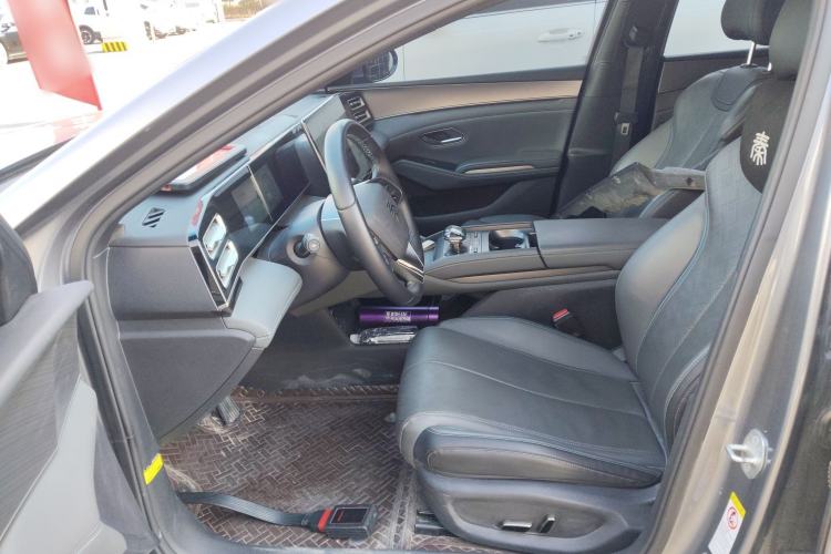 Used BYD Qin L 2024 DM-i 120KM Excellence Model