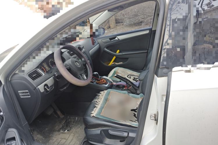 Used Volkswagen Sagitar 2012 1.4TSI Automatic Luxury Edition Left Front Seat