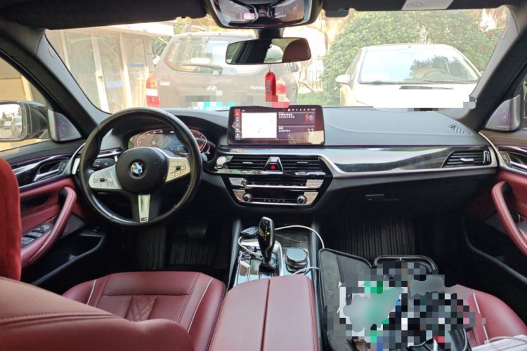 Used BMW 5 Series 2022 Second Facelift 525Li M Sport Package