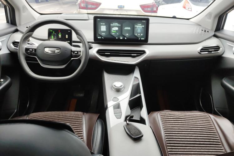 Used Geometry C 2020 Selected Range Edition 550 KM C++
