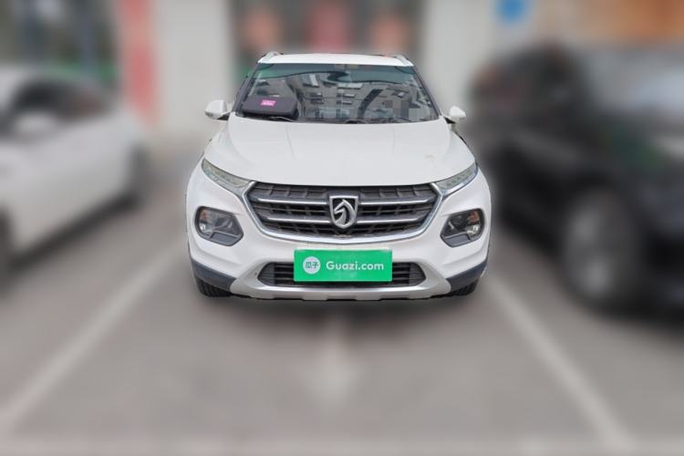 Used Baojun 510 2017 1.5L Automatic Fashion Model
