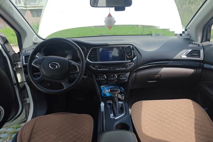 Used GAC Trumpchi GS4 2015 200T G-DCT Elite Edition Center Console