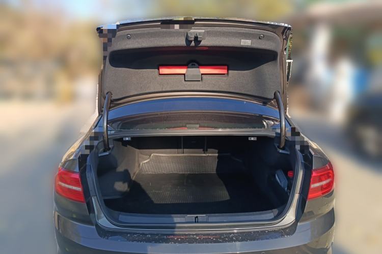 Used Volkswagen Magotan 2017 330TSI DSG Luxury Model
