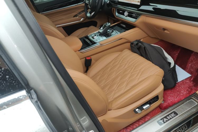 Used Tank 500 New Energy 2024 Hi4-T Right Front Seat