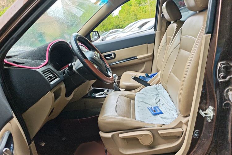 Used Wuling Hongguang 2014 1.5L S Luxury Model Left Front Seat