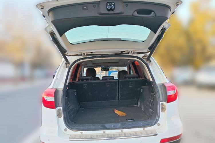 Used Haval H8 2017 2.0T Gasoline 4x4 Smart Enjoyment Version
