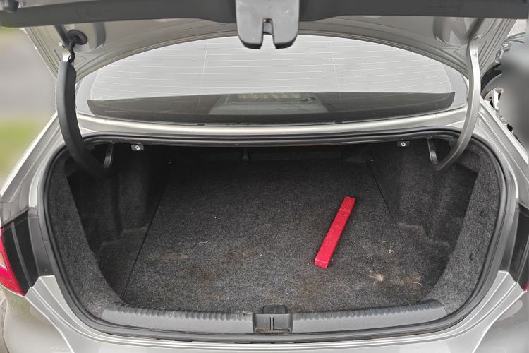 Used Volkswagen Sagitar 2012 1.4TSI Manual Luxury Model