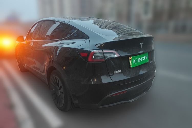 Used Tesla Model Y 2023 Rear-Wheel-Drive Version
