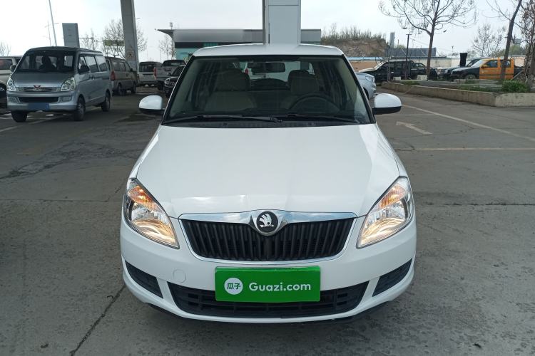 Used Skoda Fabia 2014 1.4L Automatic Crystal Edition Front