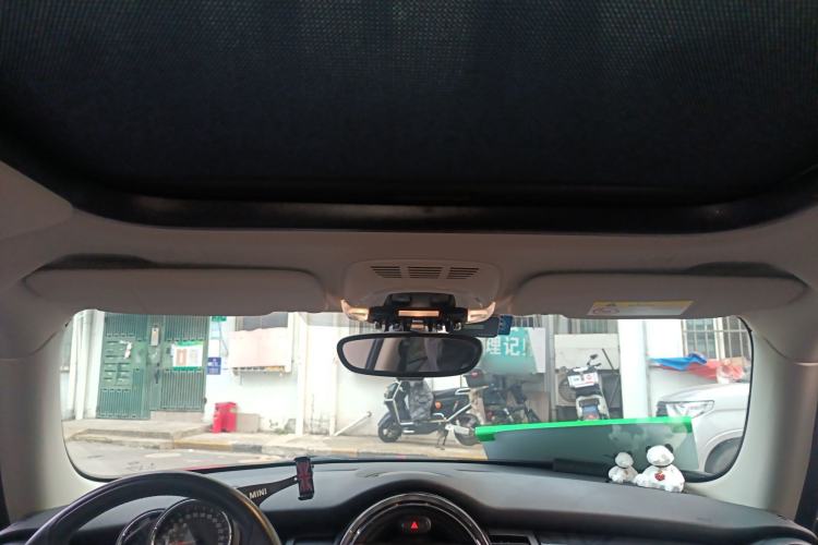 Used MINI 2018 1.5T COOPER Artist