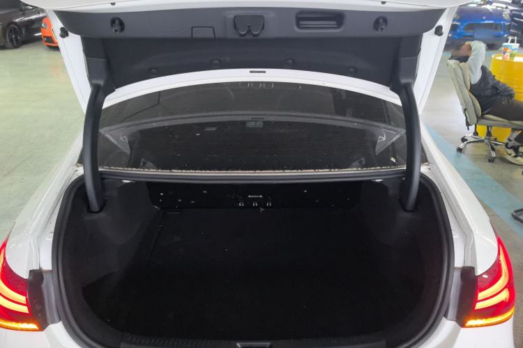 Used Mercedes-Benz A-Class 2022 Restyled A 200 L Sport Sedan Fashion Version
