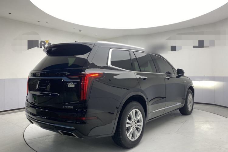 Used Cadillac XT6 2022 2.0T 7-Seater Four-Wheel-Drive Luxury Version
