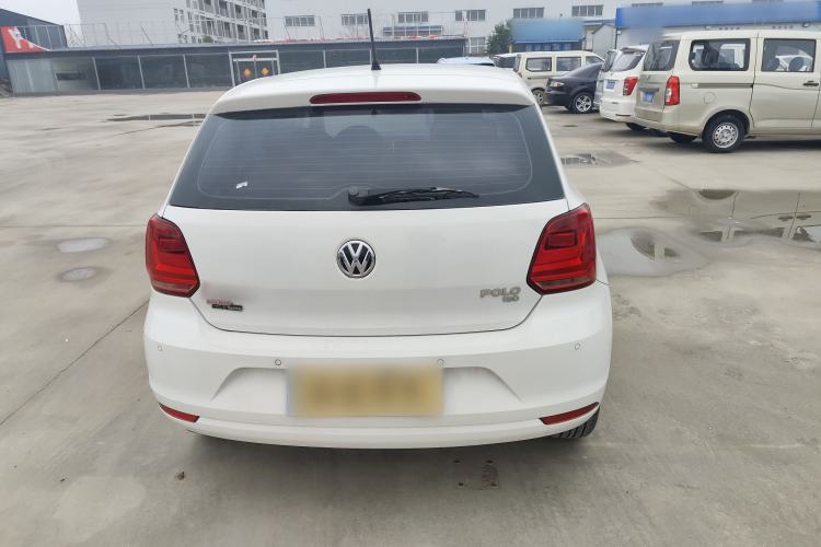 Used Volkswagen Polo 2016 1.6L Automatic Comfort Model
