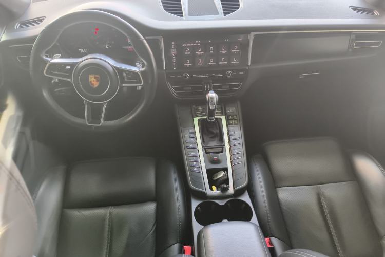Used Porsche Macan 2018 Macan 2.0T Center Console