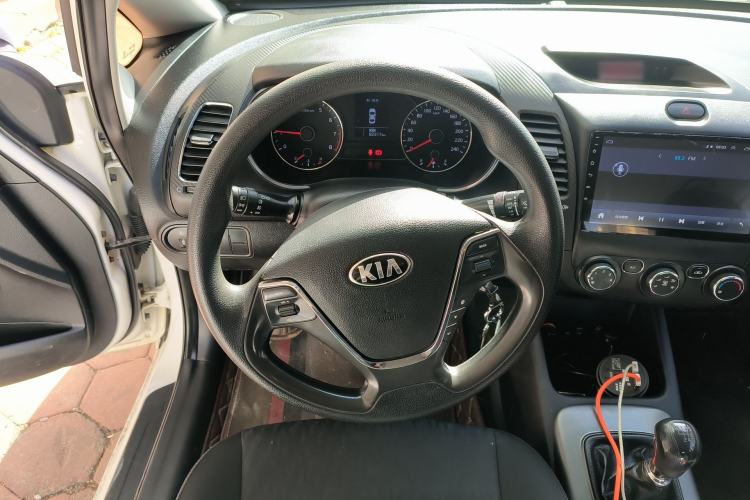 Used Kia K3 2015 1.6L Manual GL Steering Wheel