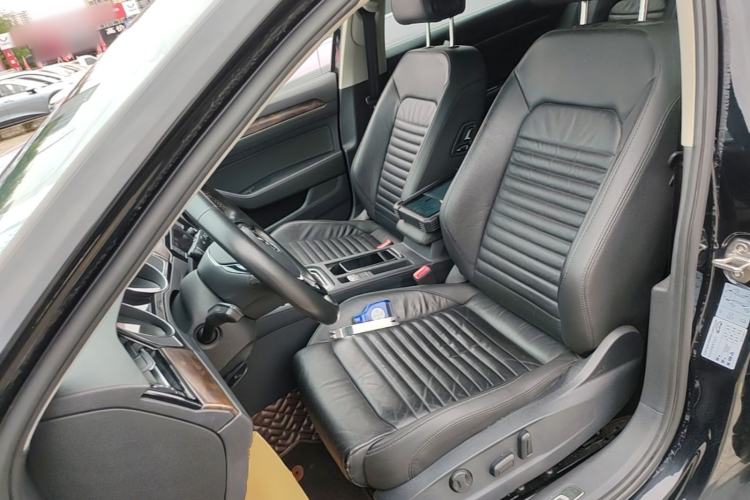 Used Volkswagen Magotan 2018 Facelift 380TSI DSG Luxury Version
