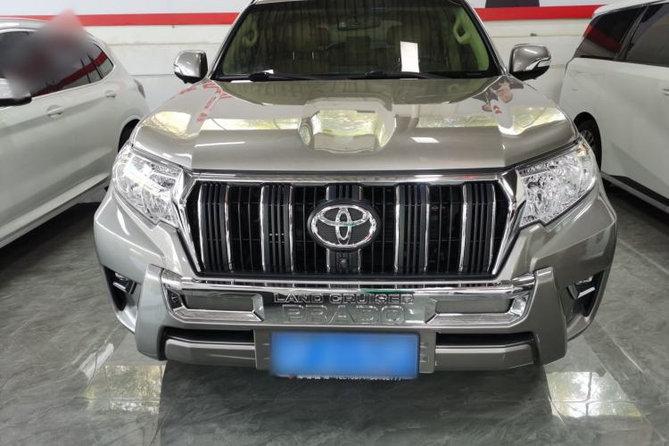 Used Toyota Prado 2018 4.0L TXL Dual Airbags External Mount – Middle East
