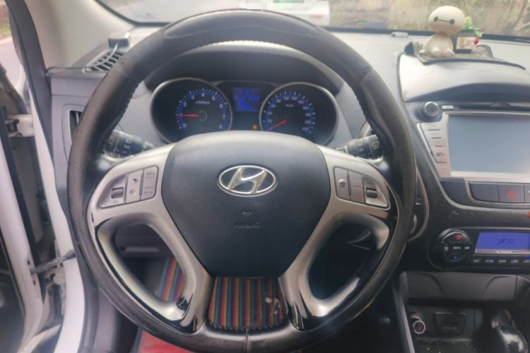 Used Hyundai ix35 2013 2.0L Automatic Two-Wheel Drive Smart GLS China IV Standard
